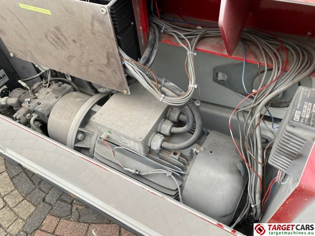 Saxlift PB Lifttechnik S270-24E Electric 4x4 Scissor Work Lift 2725cm: bild 14 Saxlift PB Lifttechnik S270-24E Electric 4x4 Scissor Work Lift 2725cm: bild 14