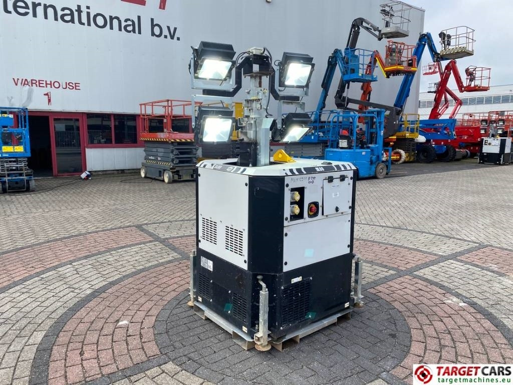 SMC SL80 Tower Light SL80K 4x300W Led - Belysningsmast: bild 1 SMC SL80 Tower Light SL80K 4x300W Led - Belysningsmast: bild 1