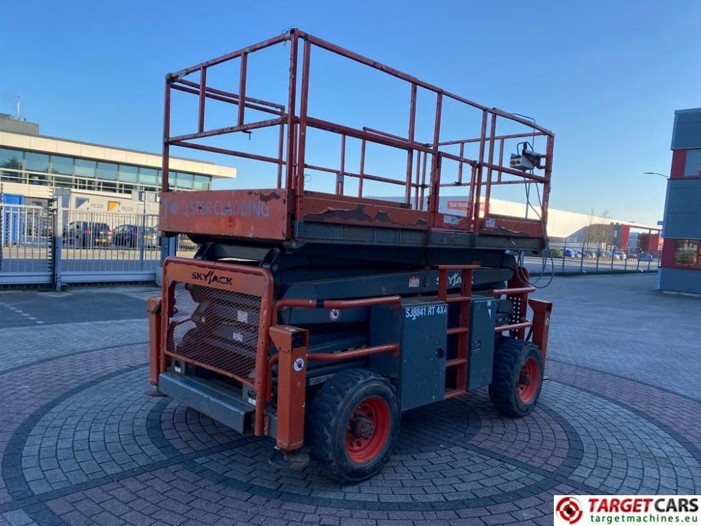 SkyJack SJ8841 RT Diesel 4x4 Scissor Work Lift 1430cm - Saxlift: bild 3 SkyJack SJ8841 RT Diesel 4x4 Scissor Work Lift 1430cm - Saxlift: bild 3