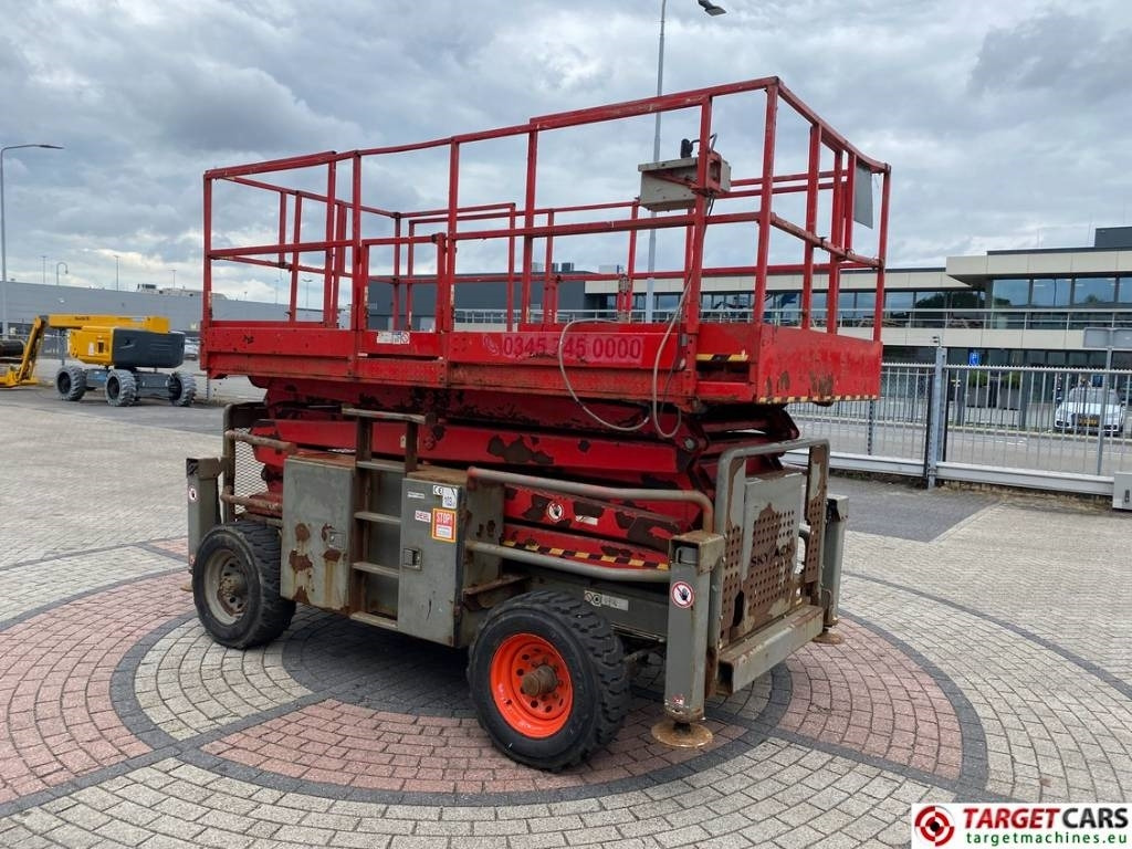 SkyJack SJ8841RT Diesel 4x4 Scissor Work Lift 1430cm - Saxlift: bild 2 SkyJack SJ8841RT Diesel 4x4 Scissor Work Lift 1430cm - Saxlift: bild 2