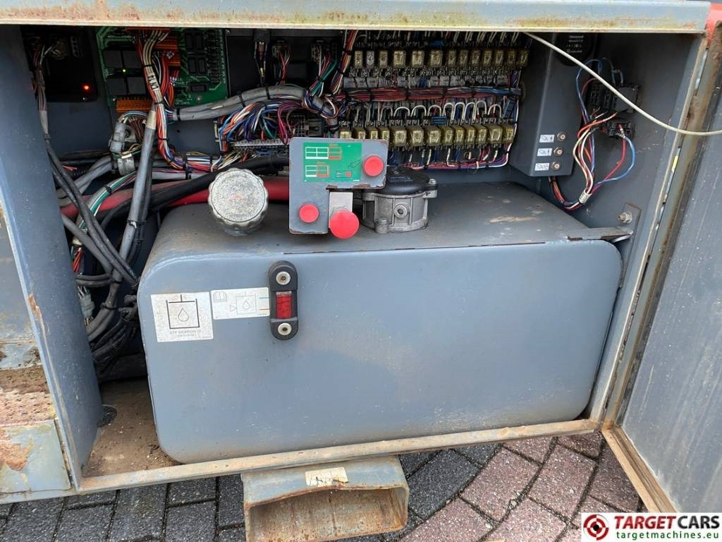 Saxlift SkyJack SJ9250 RT Diesel Scissor Work Lift 1720cm: bild 13 Saxlift SkyJack SJ9250 RT Diesel Scissor Work Lift 1720cm: bild 13