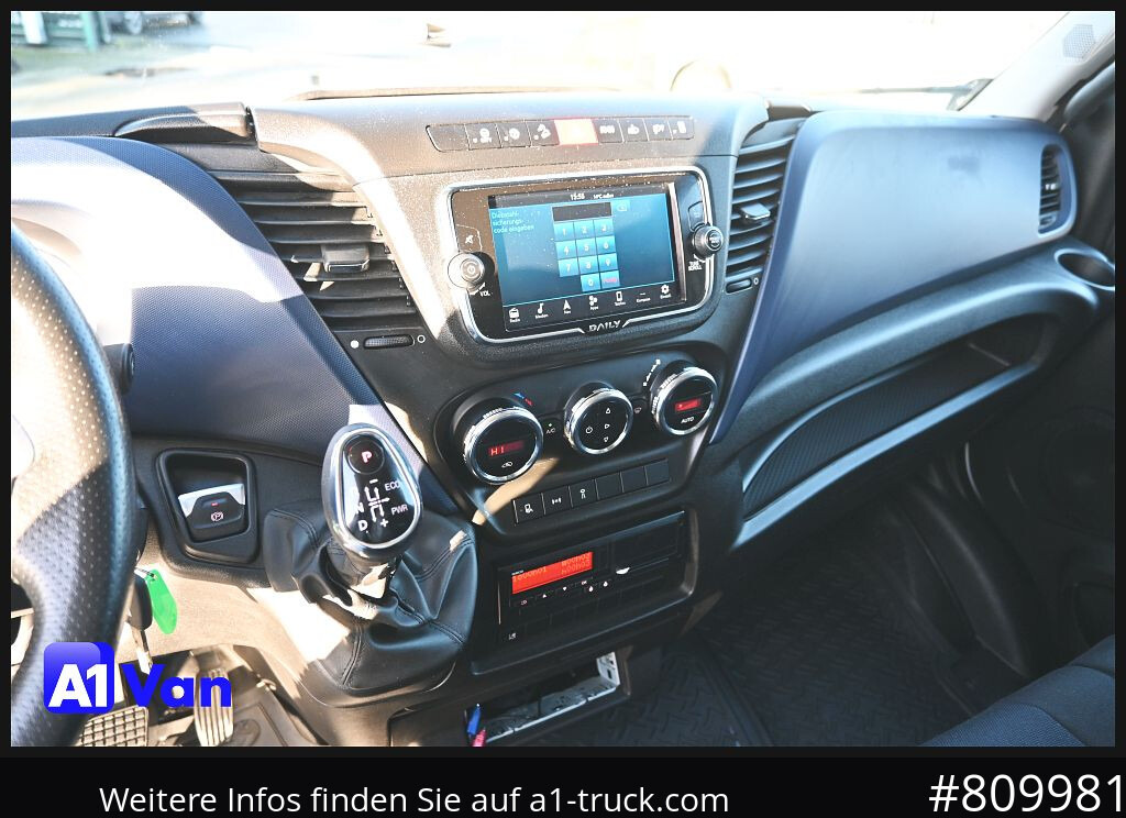 IVECO Daily 72C18 A8V Pritsche/Plane, Tempomat, AHK, Klima - Transportbil med flak: bild 4 IVECO Daily 72C18 A8V Pritsche/Plane, Tempomat, AHK, Klima - Transportbil med flak: bild 4