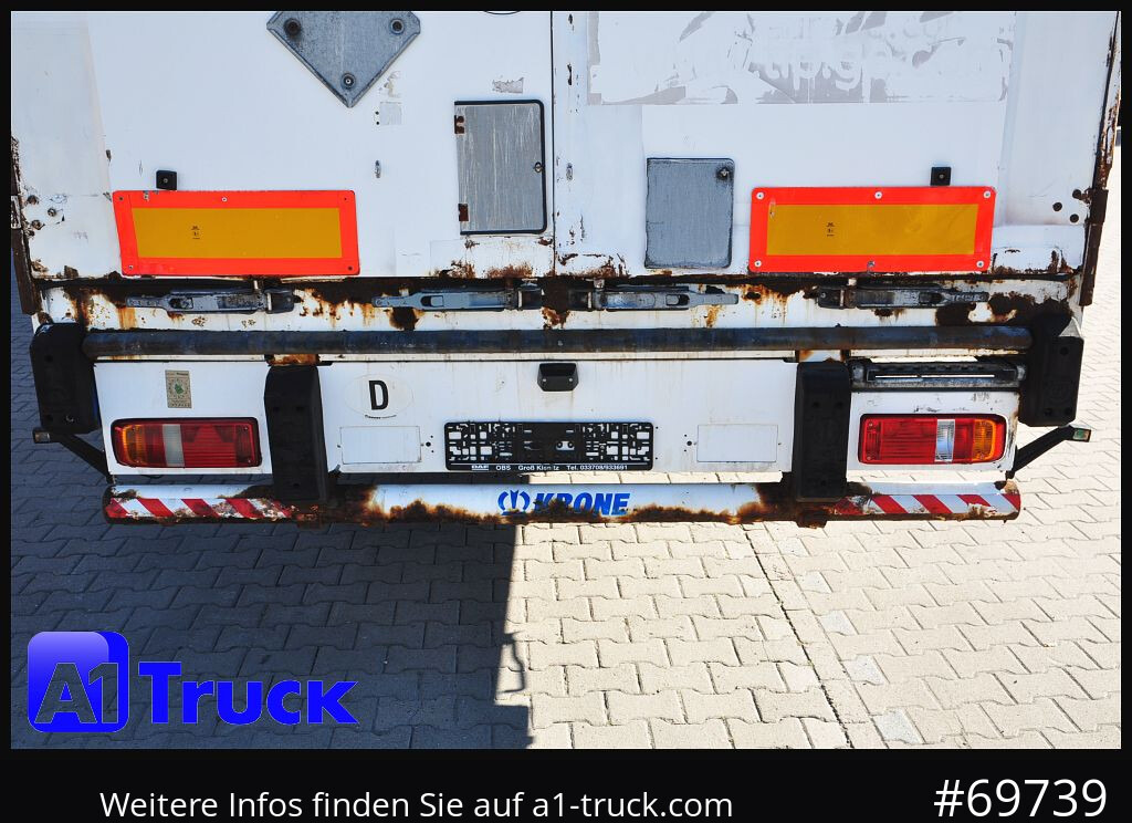 KRONE SDK 27, Koffer, Textil, 1 Vorbesitzer - Skåp semitrailer: bild 2 KRONE SDK 27, Koffer, Textil, 1 Vorbesitzer - Skåp semitrailer: bild 2