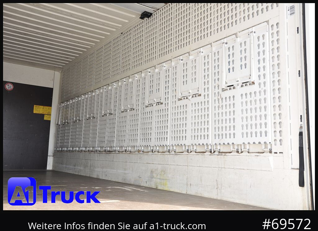 KRONE Wechselbrücke BDF 7,45 Koffer, Textil 2750mm innen, 20 x vorhanden - Skåp växelflak: bild 2 KRONE Wechselbrücke BDF 7,45 Koffer, Textil 2750mm innen, 20 x vorhanden - Skåp växelflak: bild 2