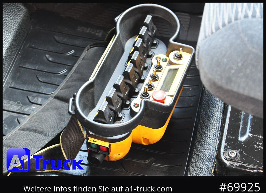 MERCEDES-BENZ Arocs 1840, Kipper + Kran,Funk Navi, KRAN faltbar - Kranbil, Tippbil lastbil: bild 3 MERCEDES-BENZ Arocs 1840, Kipper + Kran,Funk Navi, KRAN faltbar - Kranbil, Tippbil lastbil: bild 3