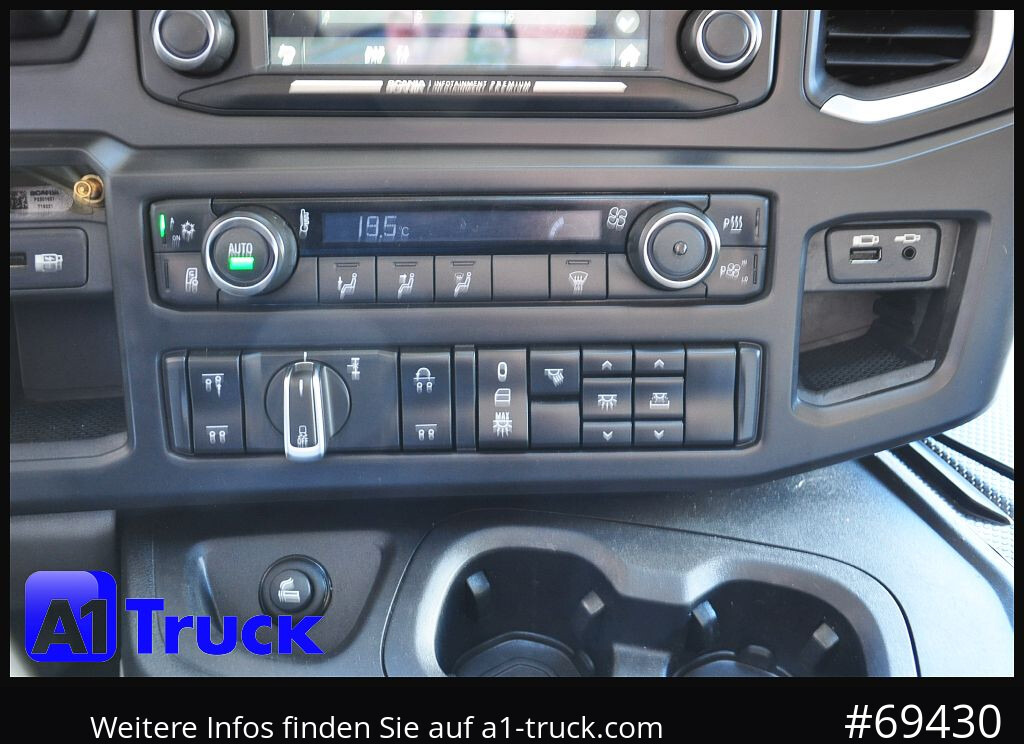 SCANIA P 320 P 6x2,, Getränke, Lenkachse, LBW: Dhollandia DHLM 30 - Dryckestransport lastbil: bild 5 SCANIA P 320 P 6x2,, Getränke, Lenkachse, LBW: Dhollandia DHLM 30 - Dryckestransport lastbil: bild 5