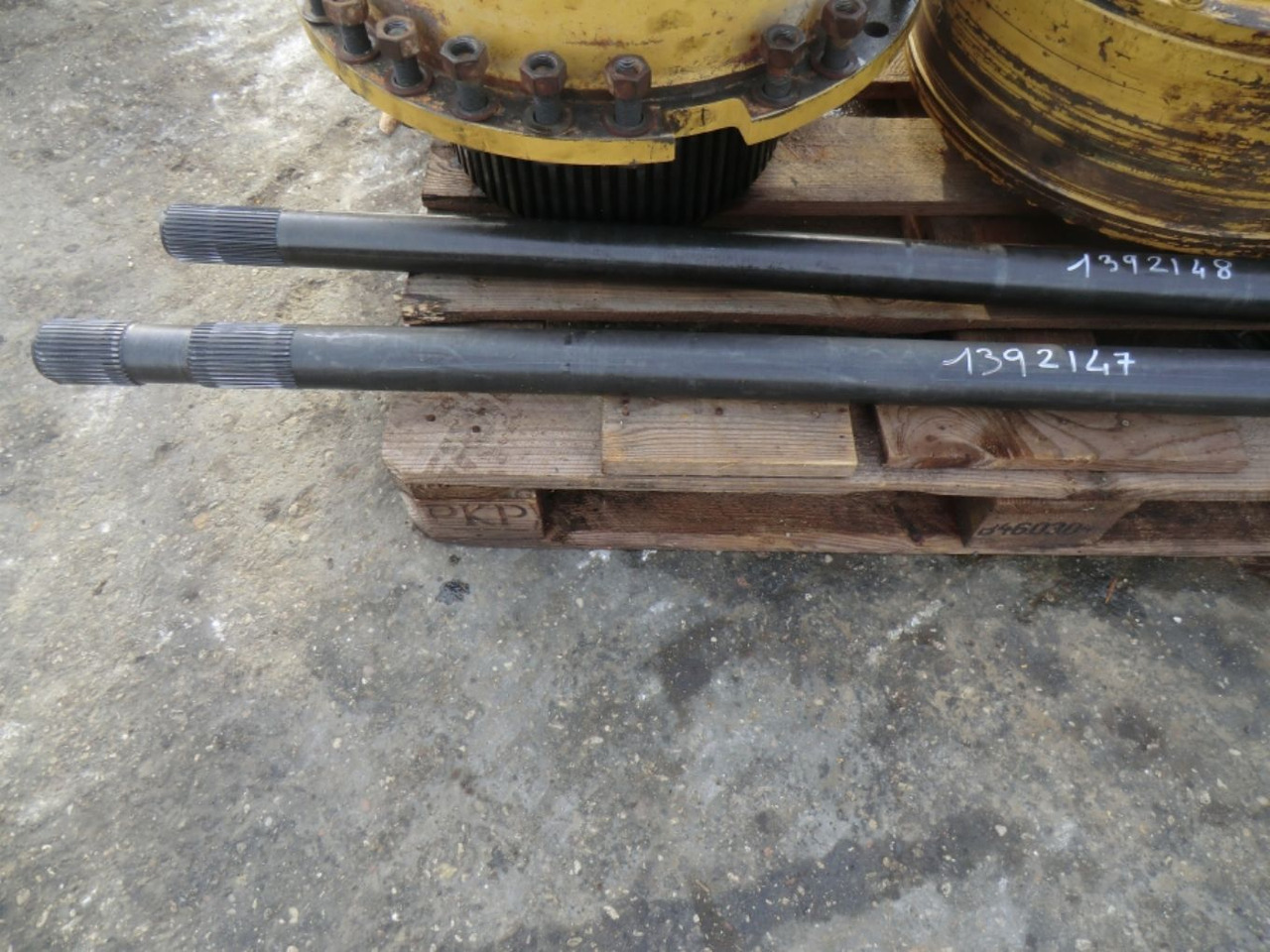 Caterpillar 735 Semiasse con una filettatura - Transmission för Byggmaskiner: bild 2 Caterpillar 735 Semiasse con una filettatura - Transmission för Byggmaskiner: bild 2