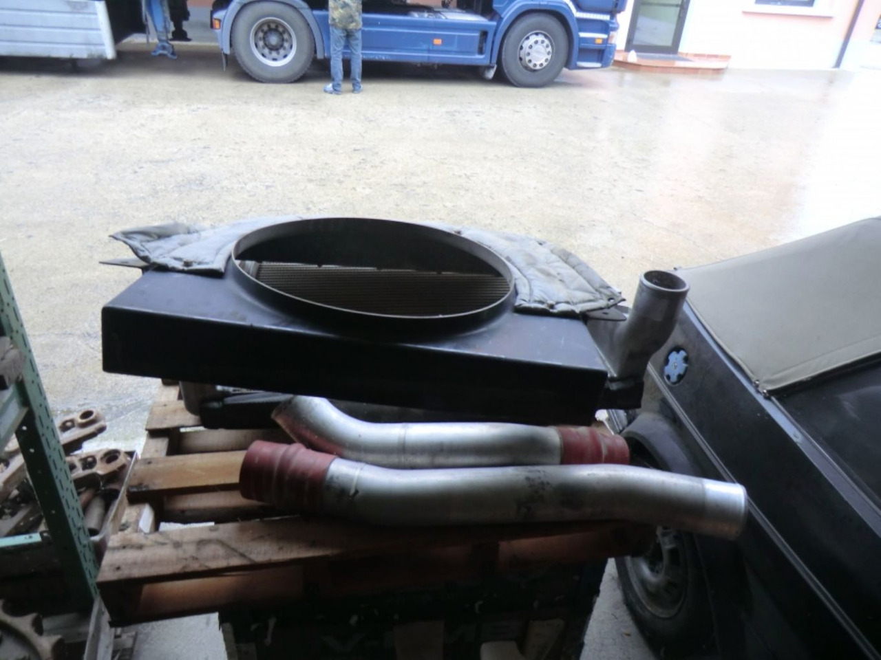 Caterpillar 735 Tubo aftercooler con manicotto 7E8630. - Kylsystem för Byggmaskiner: bild 1 Caterpillar 735 Tubo aftercooler con manicotto 7E8630. - Kylsystem för Byggmaskiner: bild 1