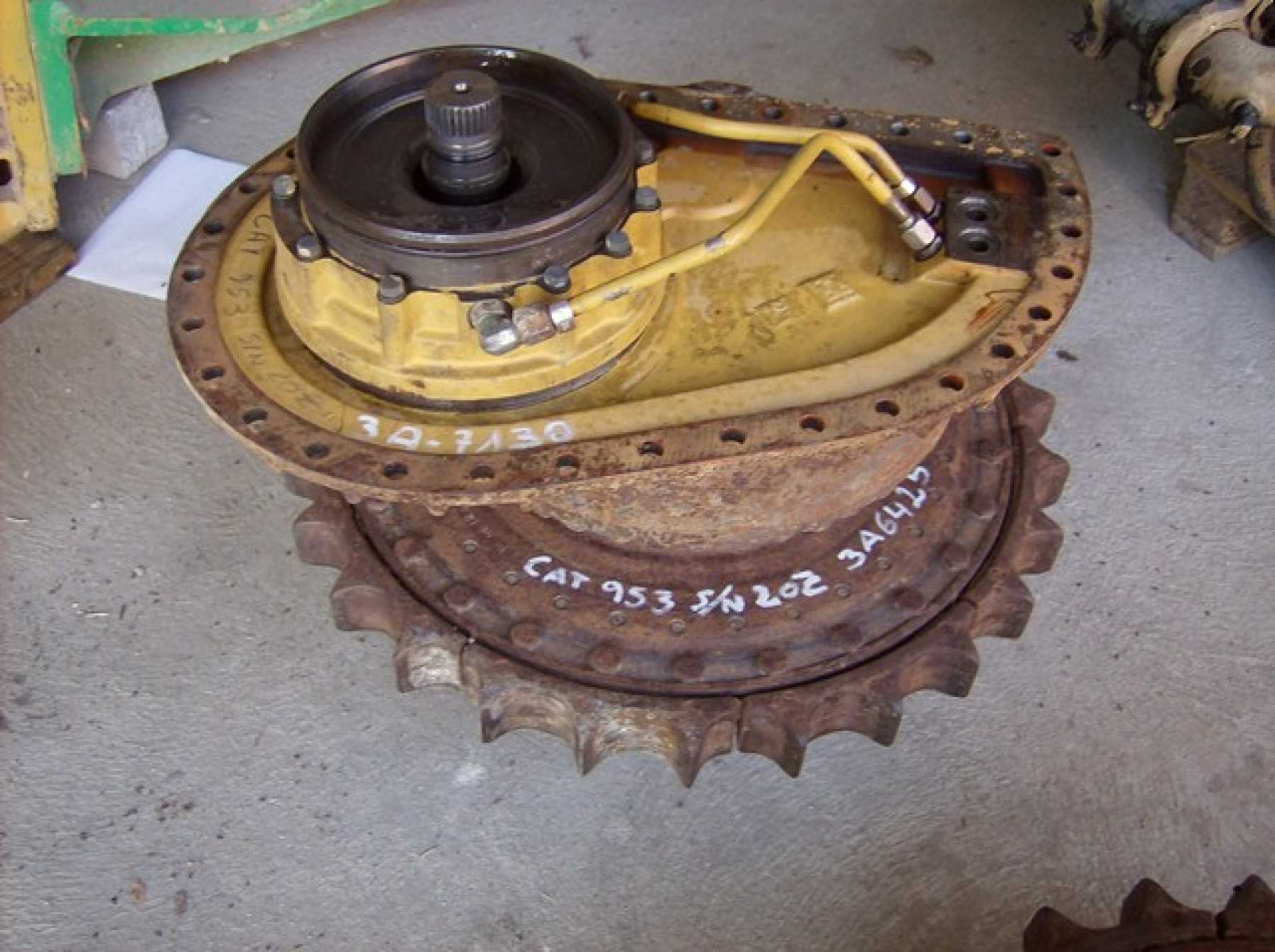 Caterpillar 953 RIDUTTORE DI TRASLAZIONE DESTRO COMPLETO DI RUOTA MOTRICE 3A6425 - Transmission för Byggmaskiner: bild 4 Caterpillar 953 RIDUTTORE DI TRASLAZIONE DESTRO COMPLETO DI RUOTA MOTRICE 3A6425 - Transmission för Byggmaskiner: bild 4