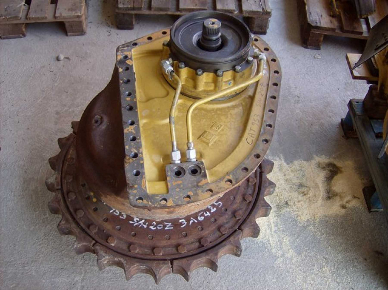 Caterpillar 953 RUOTE MOTRICI - Undervagnsdelar för Byggmaskiner: bild 1 Caterpillar 953 RUOTE MOTRICI - Undervagnsdelar för Byggmaskiner: bild 1