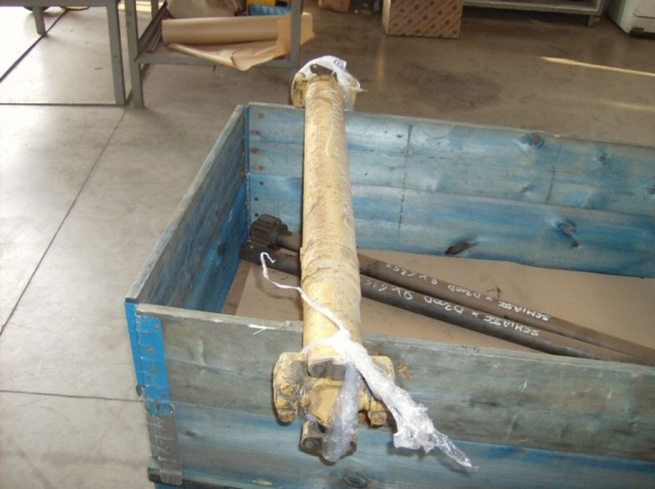 Caterpillar D300D ALBERO DI TRASMISSIONE - Drivaxel för Byggmaskiner: bild 2 Caterpillar D300D ALBERO DI TRASMISSIONE - Drivaxel för Byggmaskiner: bild 2