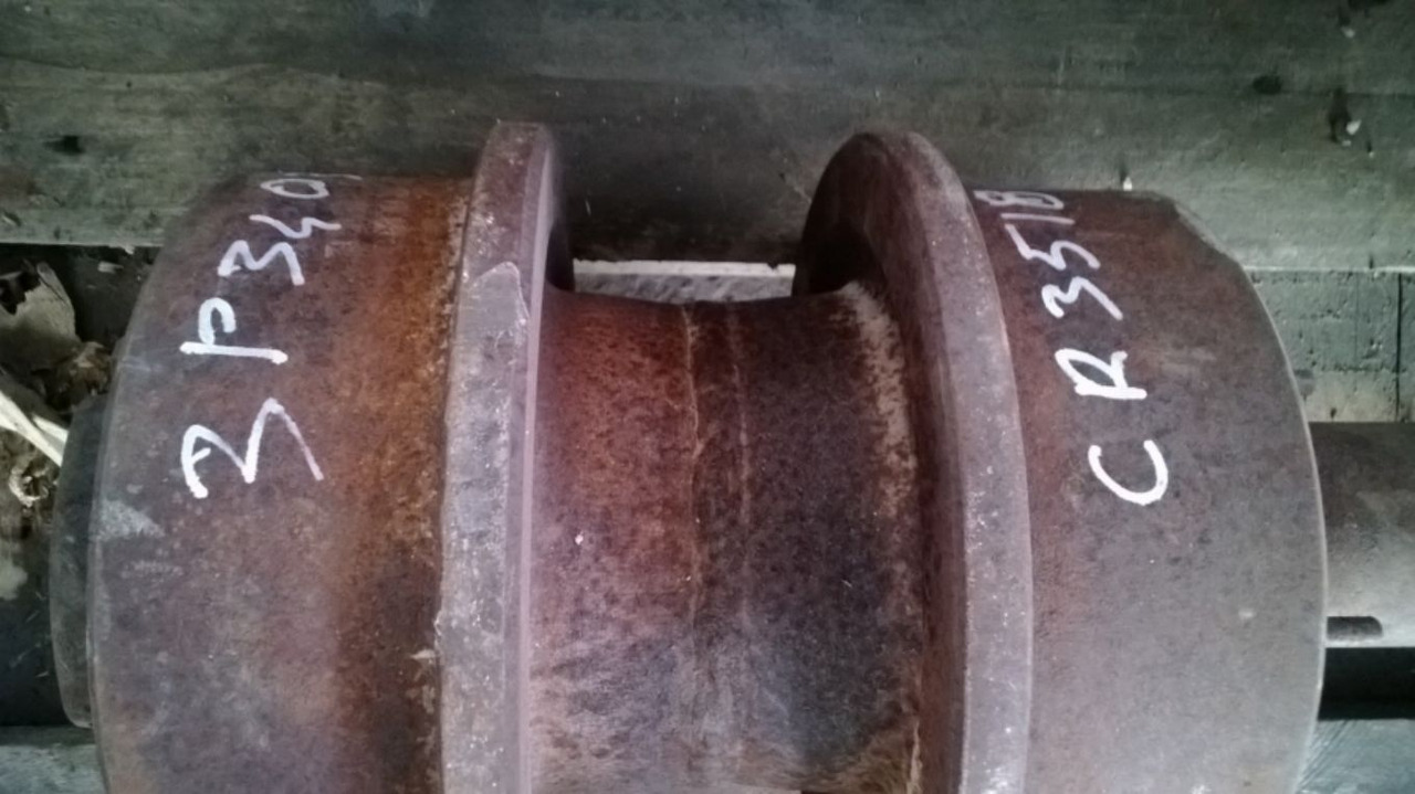 Caterpillar D9G D9H rullo superiore. - Larvband - Rulle för Byggmaskiner: bild 2 Caterpillar D9G D9H rullo superiore. - Larvband - Rulle för Byggmaskiner: bild 2