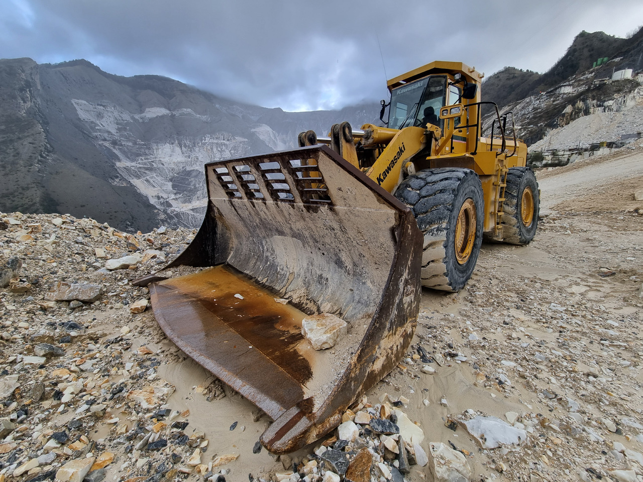 KAWASAKI 115ZV-2 - Hjullastare: bild 1 KAWASAKI 115ZV-2 - Hjullastare: bild 1