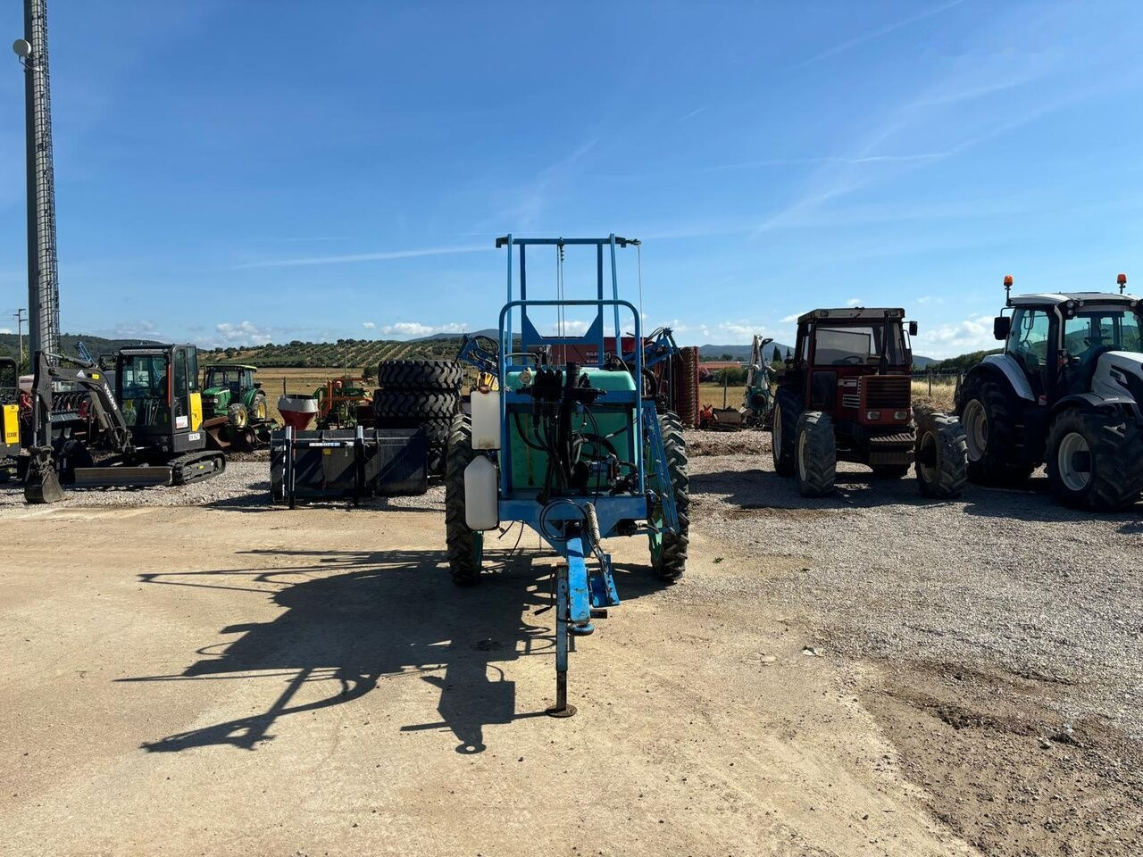 Berthoud ALBA AUTO 15 G 130 - Bogserad spruta: bild 2 Berthoud ALBA AUTO 15 G 130 - Bogserad spruta: bild 2