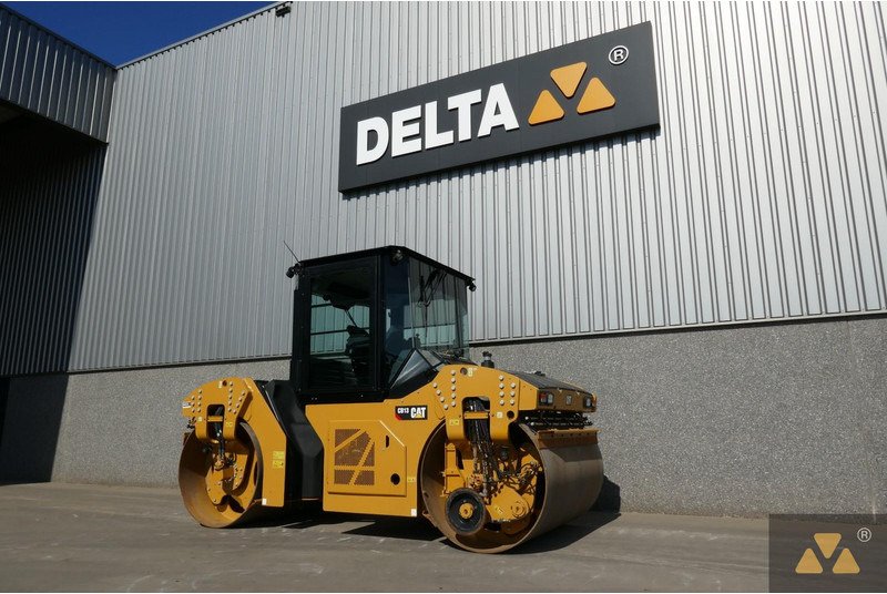 Caterpillar CB13 - Vält: bild 3 Caterpillar CB13 - Vält: bild 3