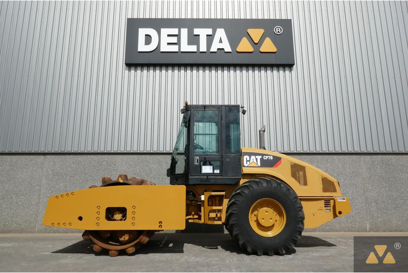 Caterpillar CP76 - Vält: bild 1 Caterpillar CP76 - Vält: bild 1