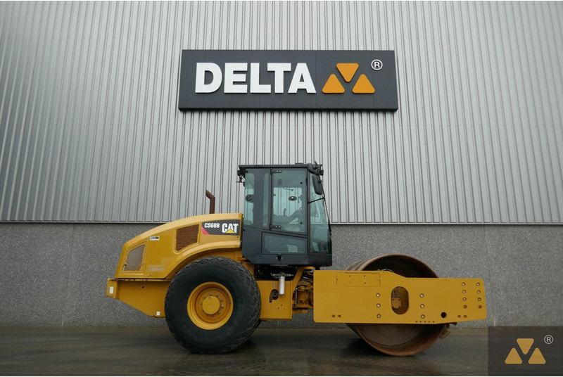 Caterpillar CS68B - Vält: bild 2 Caterpillar CS68B - Vält: bild 2