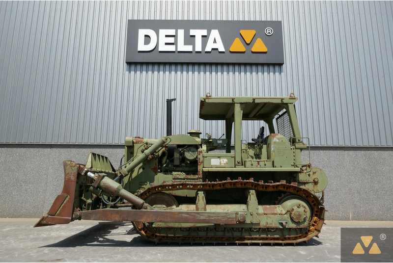 Caterpillar D7F Ex-army - Bulldozer: bild 1 Caterpillar D7F Ex-army - Bulldozer: bild 1