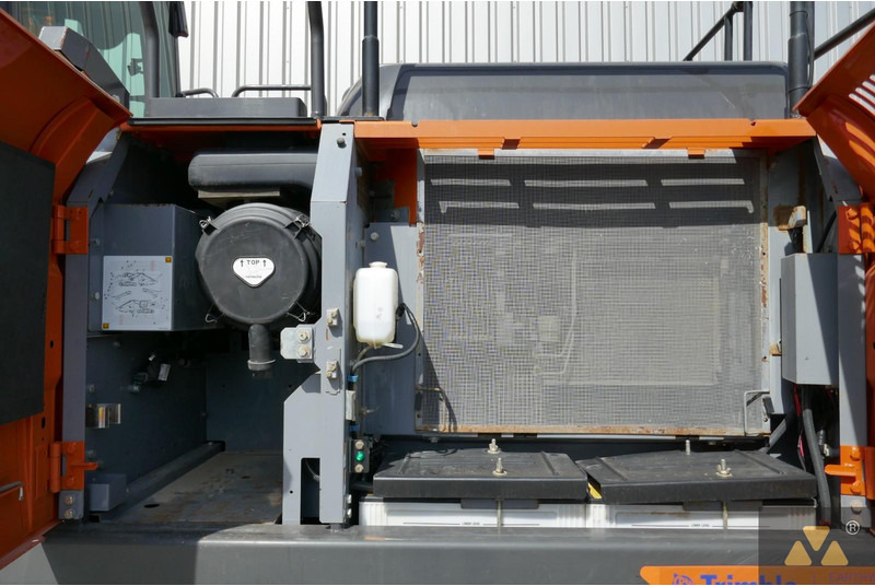 Bandgrävare Hitachi ZX210LC-6: bild 18 Bandgrävare Hitachi ZX210LC-6: bild 18