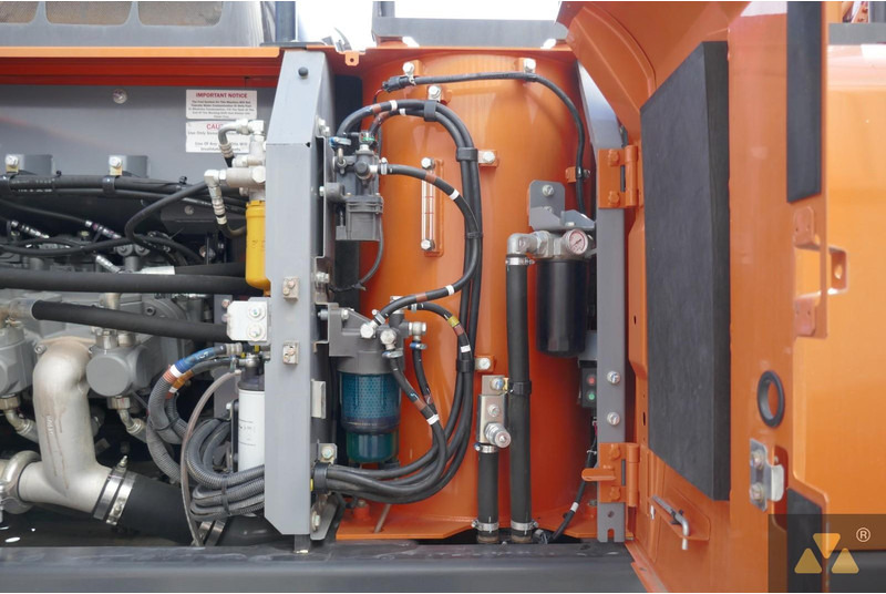 Bandgrävare Hitachi ZX210LC-6: bild 17 Bandgrävare Hitachi ZX210LC-6: bild 17