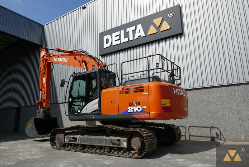 Hitachi ZX210LC-6 - Bandgrävare: bild 4 Hitachi ZX210LC-6 - Bandgrävare: bild 4