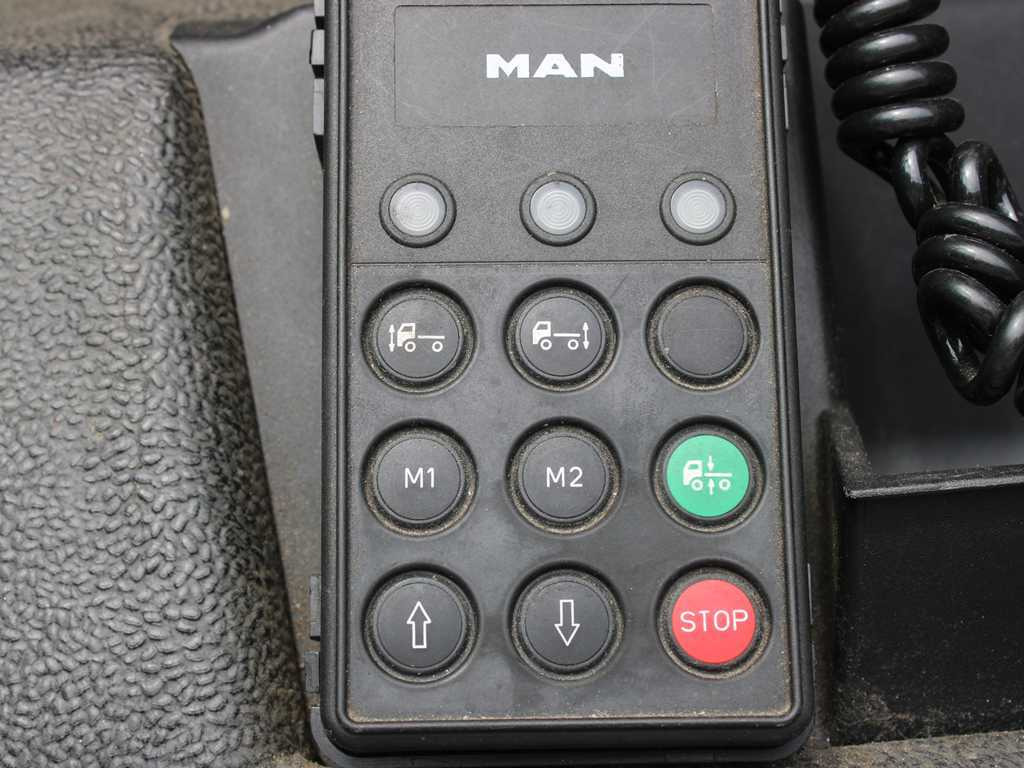 Dragbil MAN TGX 18.500, EURO 6, LOW DECK, RETARDER: bild 8