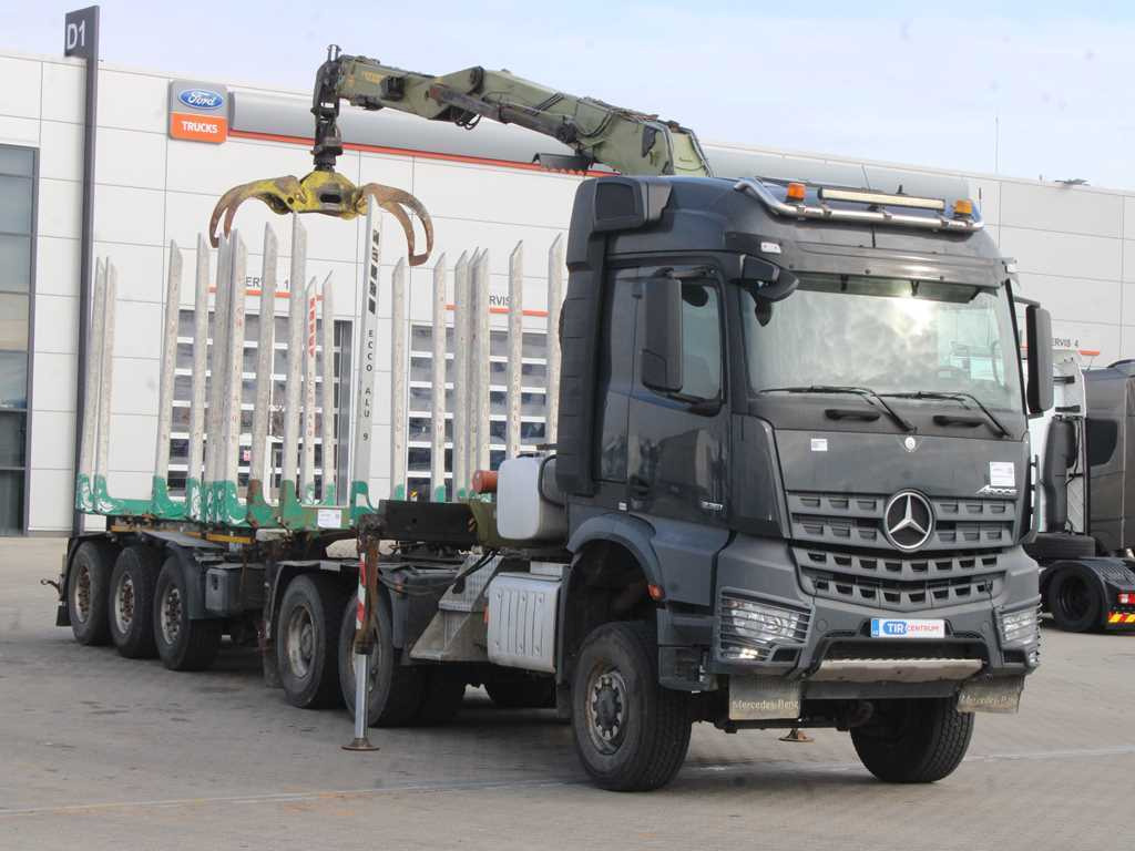 Mercedes-Benz Arocs 3351, 6x6, HYDRAULIC ARM LOGLIFT ET450, TYRES 80% - Dragbil, Timmertrailer: bild 3 Mercedes-Benz Arocs 3351, 6x6, HYDRAULIC ARM LOGLIFT ET450, TYRES 80% - Dragbil, Timmertrailer: bild 3