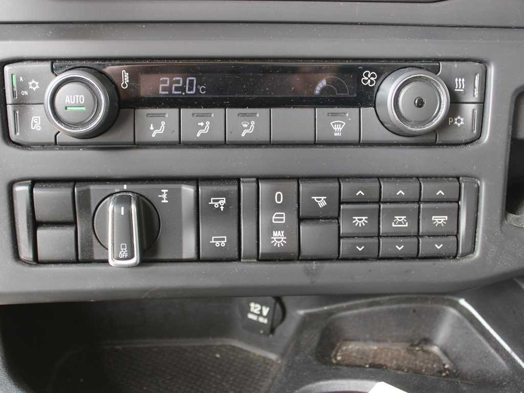 Dragbil Scania R 450, LOWDECK, EURO 6, RETARDER, NAVIGATION: bild 14 Dragbil Scania R 450, LOWDECK, EURO 6, RETARDER, NAVIGATION: bild 14