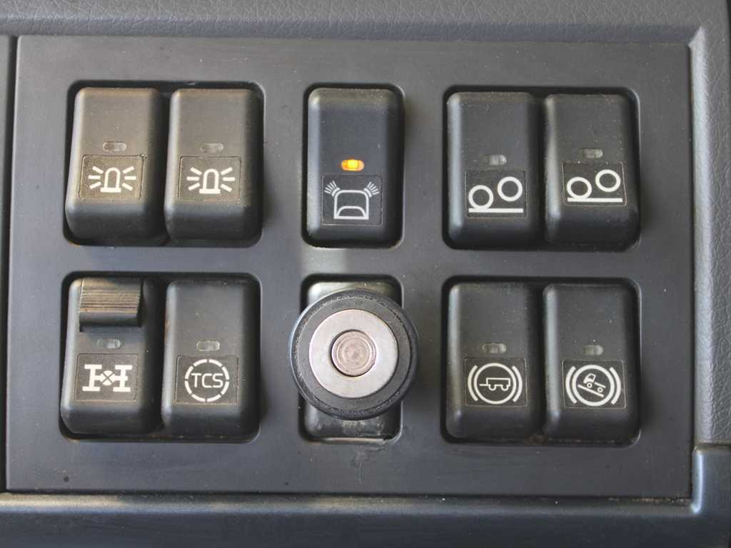 Leasa  Volvo FHL 3C, EURO 5EEV, 6X4, CRANAB TZ12.2 HYDRAULIC ARM Volvo FHL 3C, EURO 5EEV, 6X4, CRANAB TZ12.2 HYDRAULIC ARM: bild 16