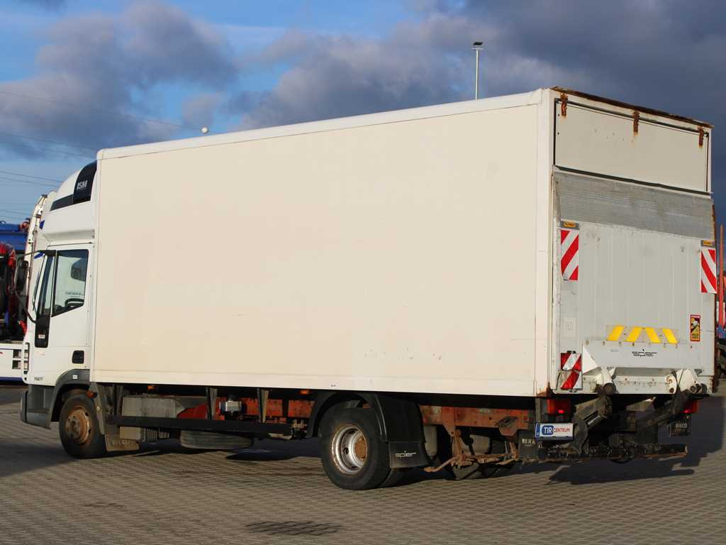 Iveco EUROCARGO ML75E17, HYDRAULIC FRONT, SLEEPING BODY - Lastbil med skåp: bild 5 Iveco EUROCARGO ML75E17, HYDRAULIC FRONT, SLEEPING BODY - Lastbil med skåp: bild 5