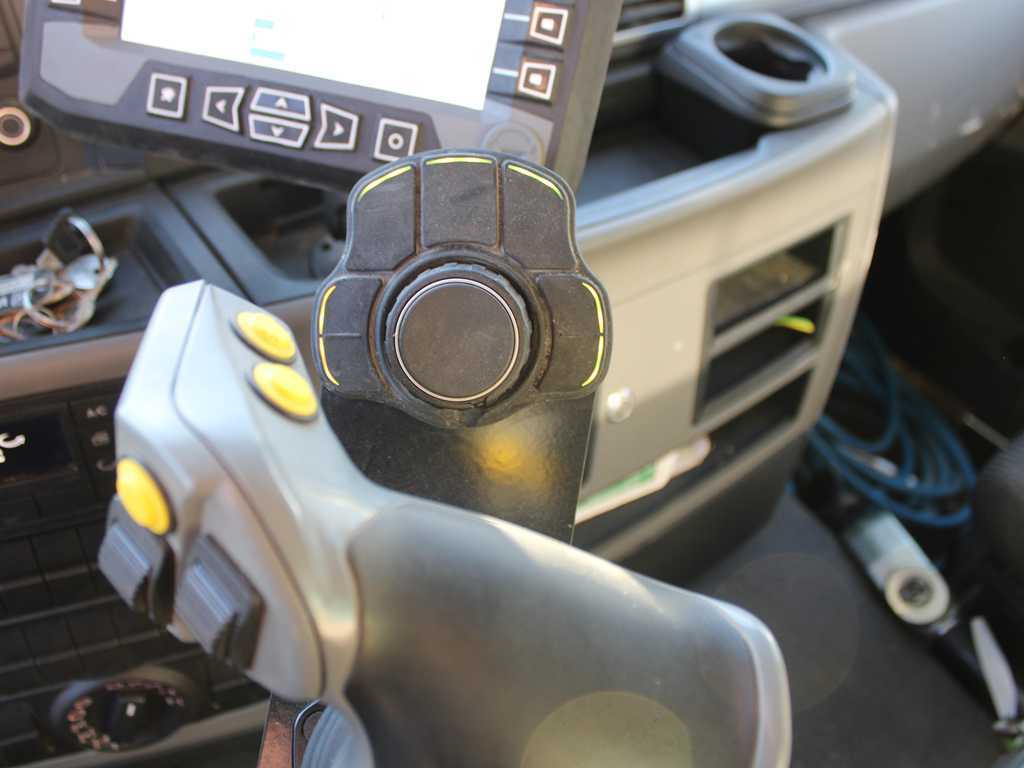 Lastbil MAN TGS 18.480 6X6 + AMAG multimixer MFT3-19AIO + WIRTGEN WS 250: bild 14 Lastbil MAN TGS 18.480 6X6 + AMAG multimixer MFT3-19AIO + WIRTGEN WS 250: bild 14