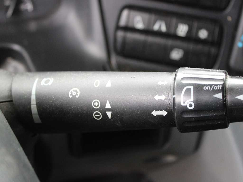 Biltransportbil lastbil Mercedes-Benz Actros 1844, EURO 5EEV, RETARDER + KÄSSBOHRER METAGO (2006): bild 19 Biltransportbil lastbil Mercedes-Benz Actros 1844, EURO 5EEV, RETARDER + KÄSSBOHRER METAGO (2006): bild 19