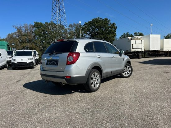 Chevrolet Captiva 3,2 V6 EXPORT - SUV: bild 4 Chevrolet Captiva 3,2 V6 EXPORT - SUV: bild 4