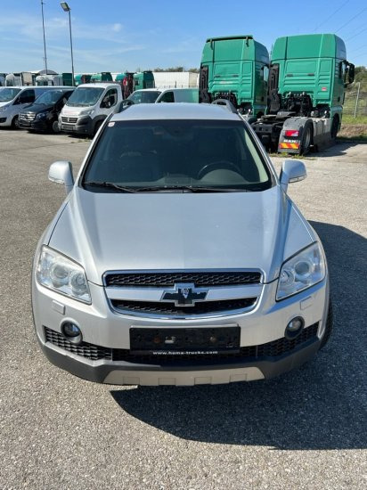 Chevrolet Captiva 3,2 V6 EXPORT - SUV: bild 2 Chevrolet Captiva 3,2 V6 EXPORT - SUV: bild 2