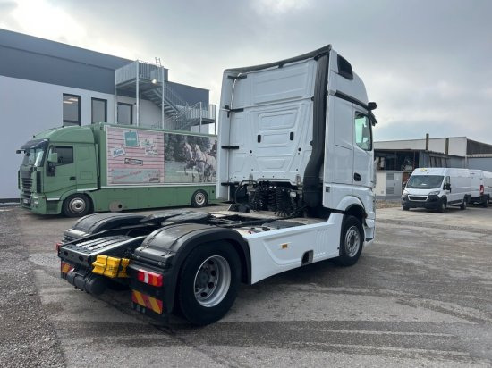 Mercedes-Benz 1851 Gigaspace, Retarder, Mirror-Cam, E6 - Dragbil: bild 4 Mercedes-Benz 1851 Gigaspace, Retarder, Mirror-Cam, E6 - Dragbil: bild 4