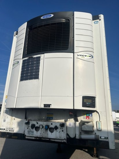 Krone SD Cool Liner, Carrier Vector 1950 - Isotermiska semitrailer: bild 2 Krone SD Cool Liner, Carrier Vector 1950 - Isotermiska semitrailer: bild 2