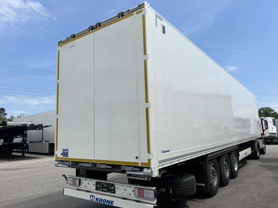 Krone SDK27 Dryliner Koffer Auflieger, Zurschienen, Mehrere Einheiten verfügbar - Skåp semitrailer: bild 4 Krone SDK27 Dryliner Koffer Auflieger, Zurschienen, Mehrere Einheiten verfügbar - Skåp semitrailer: bild 4