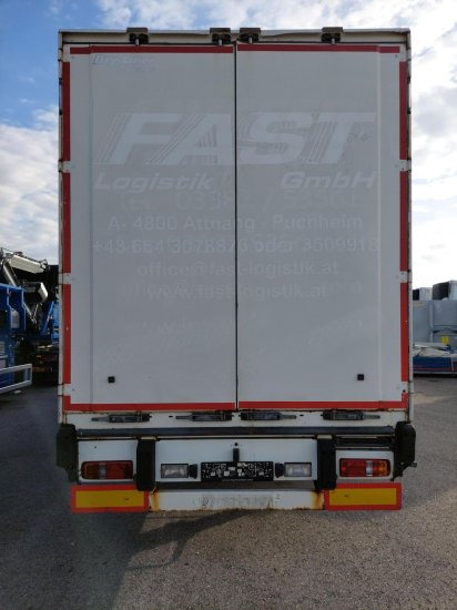 Krone SDK27 Kofferauflieger, Liftachse - Skåp semitrailer: bild 5 Krone SDK27 Kofferauflieger, Liftachse - Skåp semitrailer: bild 5