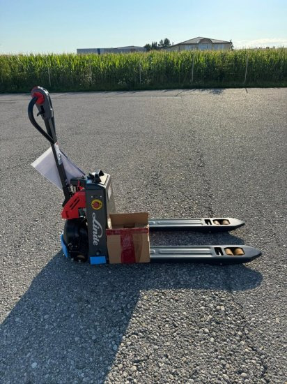 Linde Niederhubwagen MT15C - Låglyftar: bild 4 Linde Niederhubwagen MT15C - Låglyftar: bild 4