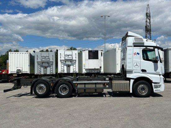 Mercedes-Benz Actros 2545 6x2 BDF E6, Retarder, Alufelgen - Containerbil/ Växelflak lastbil: bild 4 Mercedes-Benz Actros 2545 6x2 BDF E6, Retarder, Alufelgen - Containerbil/ Växelflak lastbil: bild 4
