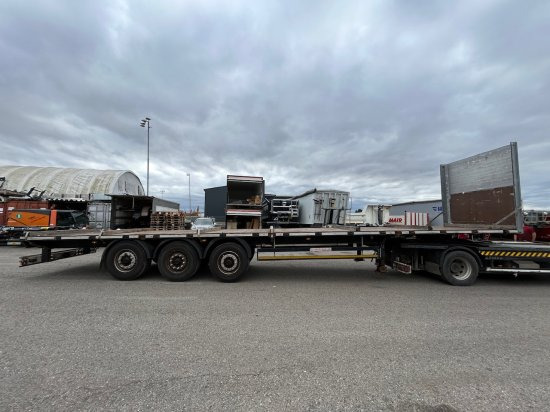 Schwarzmüller Plateau-Auflieger J Serie - Flaktrailer: bild 3 Schwarzmüller Plateau-Auflieger J Serie - Flaktrailer: bild 3