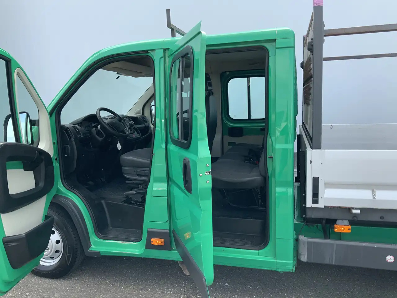 Transportbil med flak, Dubbelhytt transportbil Citroen Jumper 35 2.2 HDI L3 Dub Cab Pick Up 6 Zits Trekhaak 3000: bild 7 Transportbil med flak, Dubbelhytt transportbil Citroen Jumper 35 2.2 HDI L3 Dub Cab Pick Up 6 Zits Trekhaak 3000: bild 7