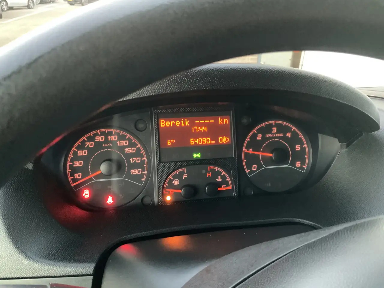 Fiat Ducato 30 2.3 MultiJet L2H2 Airco Cruise Navi 3 Zits Trek - Skåpbil: bild 5 Fiat Ducato 30 2.3 MultiJet L2H2 Airco Cruise Navi 3 Zits Trek - Skåpbil: bild 5