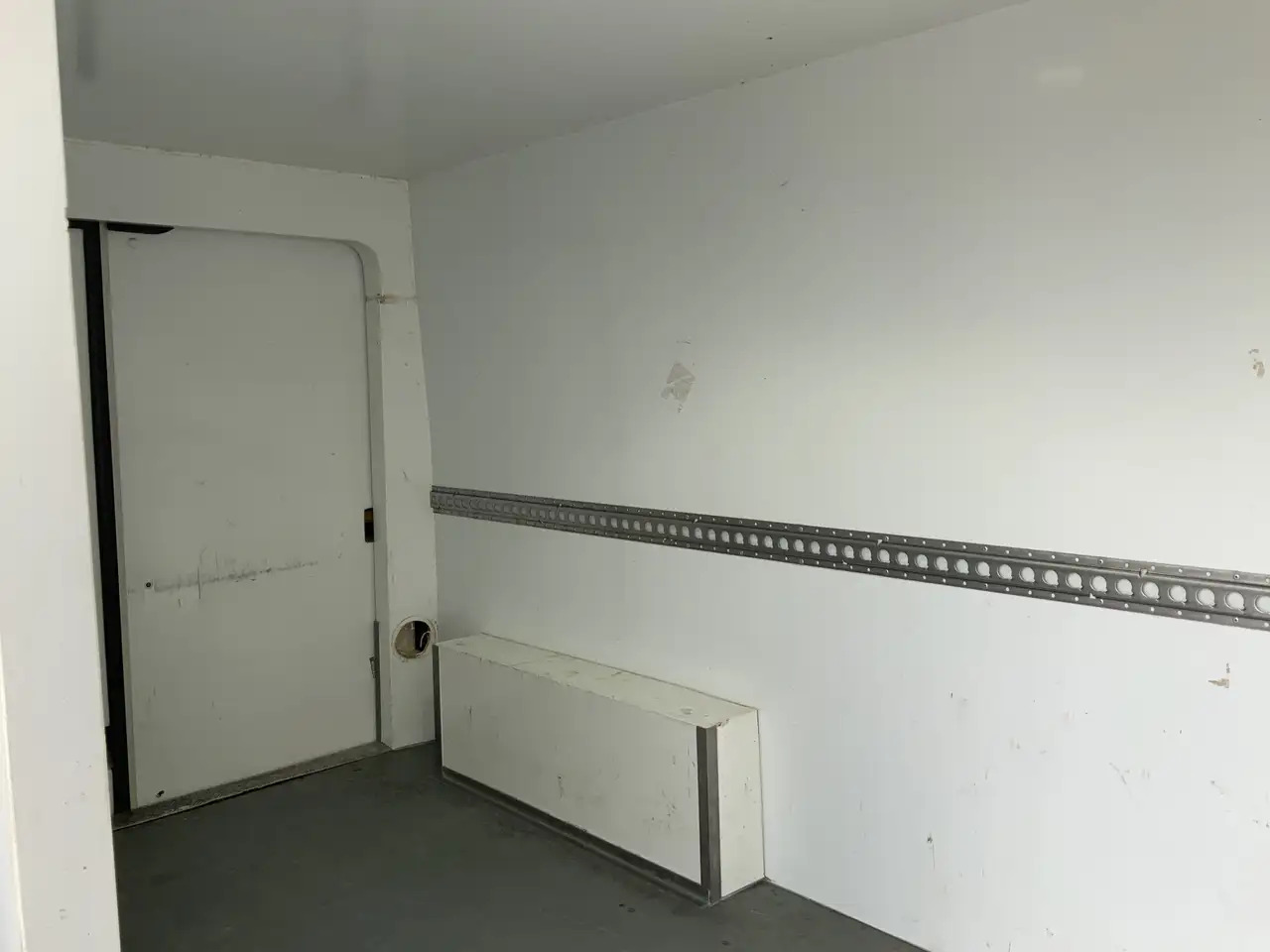 Ford Transit 350 2.0 TDCI L3H2 Trend Koelauto & Vries Automaat - Kylbil: bild 5 Ford Transit 350 2.0 TDCI L3H2 Trend Koelauto & Vries Automaat - Kylbil: bild 5