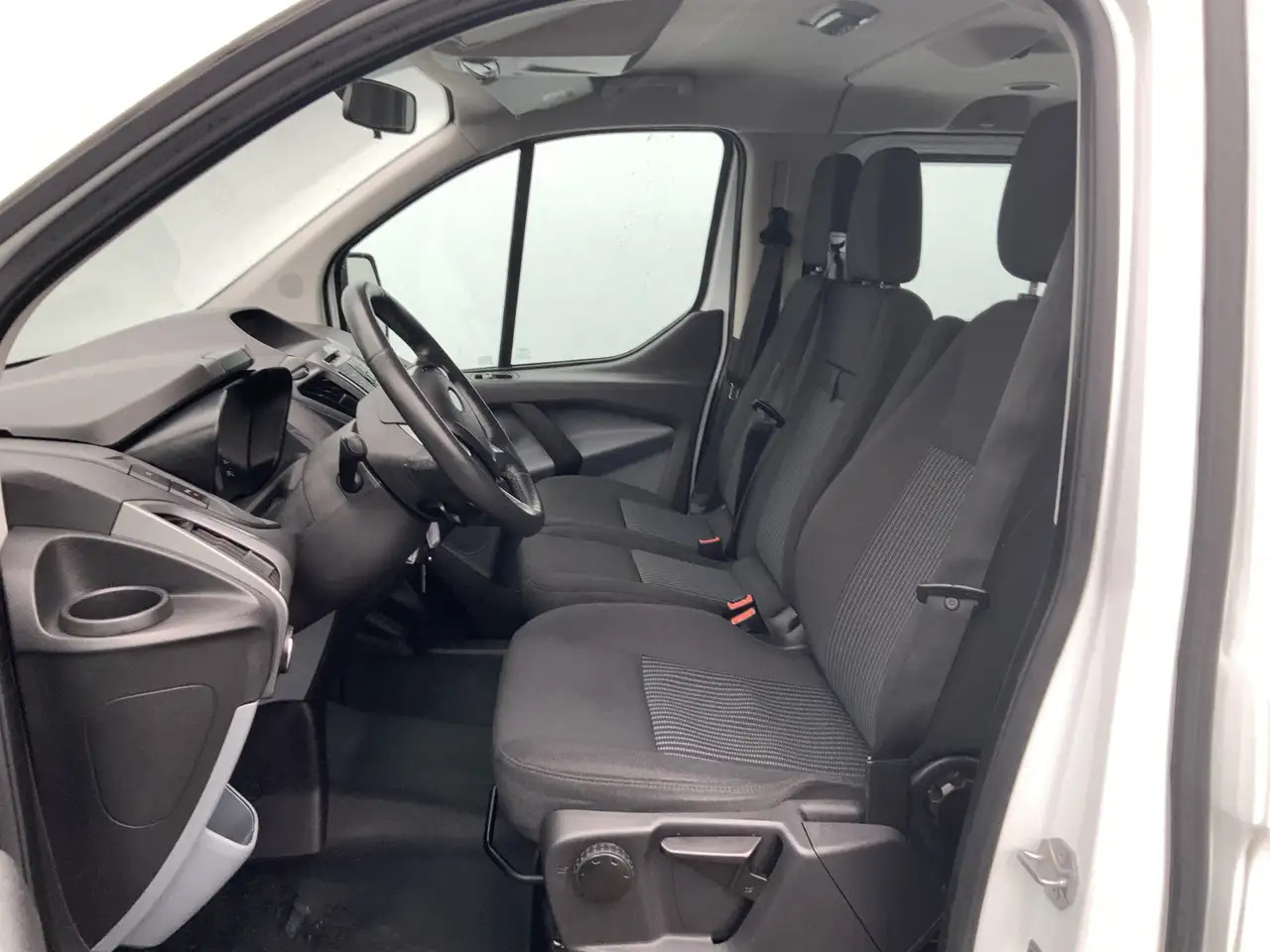 Ford Transit Custom TURBOPROBLEEM 300 2.2 TDCI L2H1 - Persontransport: bild 4 Ford Transit Custom TURBOPROBLEEM 300 2.2 TDCI L2H1 - Persontransport: bild 4