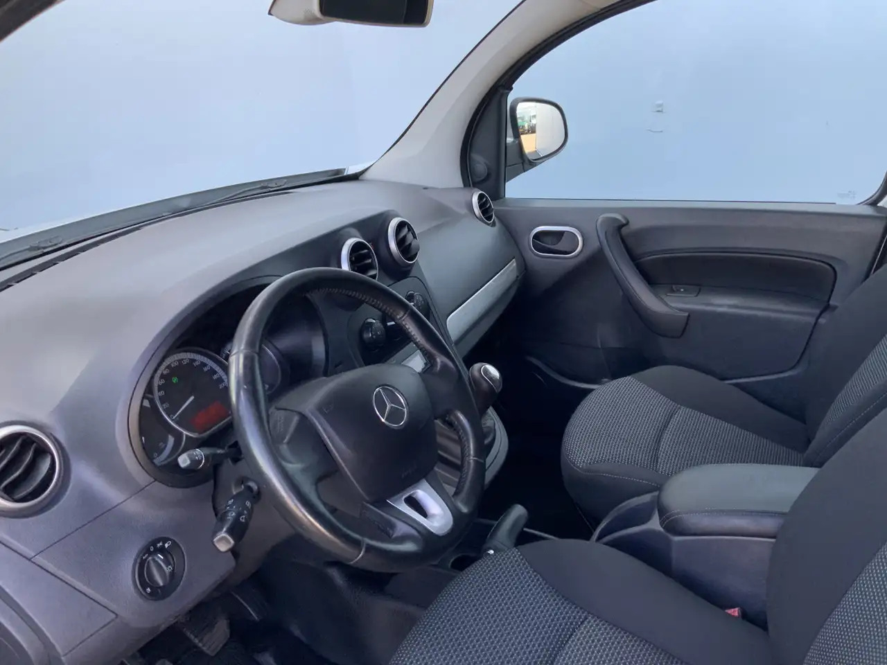 Mercedes-Benz Citan 109 CDI BlueEFFICIENCY Airco Cruise Euro 5 - Små skåpbil: bild 5 Mercedes-Benz Citan 109 CDI BlueEFFICIENCY Airco Cruise Euro 5 - Små skåpbil: bild 5