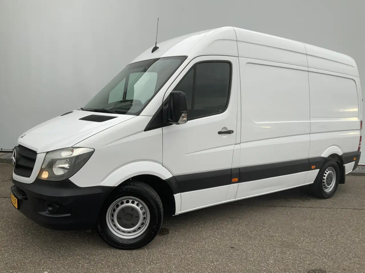 Mercedes-Benz Sprinter 313 2.2 CDI 366 L2H2 Airco 3 Zits Opstap extra Slo - Skåpbil: bild 1 Mercedes-Benz Sprinter 313 2.2 CDI 366 L2H2 Airco 3 Zits Opstap extra Slo - Skåpbil: bild 1
