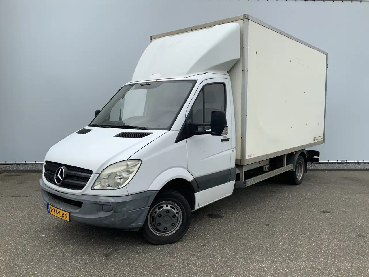 Mercedes-Benz Sprinter 513 2.2 CDI 432 Meubelbak & Deuren 3 Zits Cruise T - Volymskåp: bild 1 Mercedes-Benz Sprinter 513 2.2 CDI 432 Meubelbak & Deuren 3 Zits Cruise T - Volymskåp: bild 1