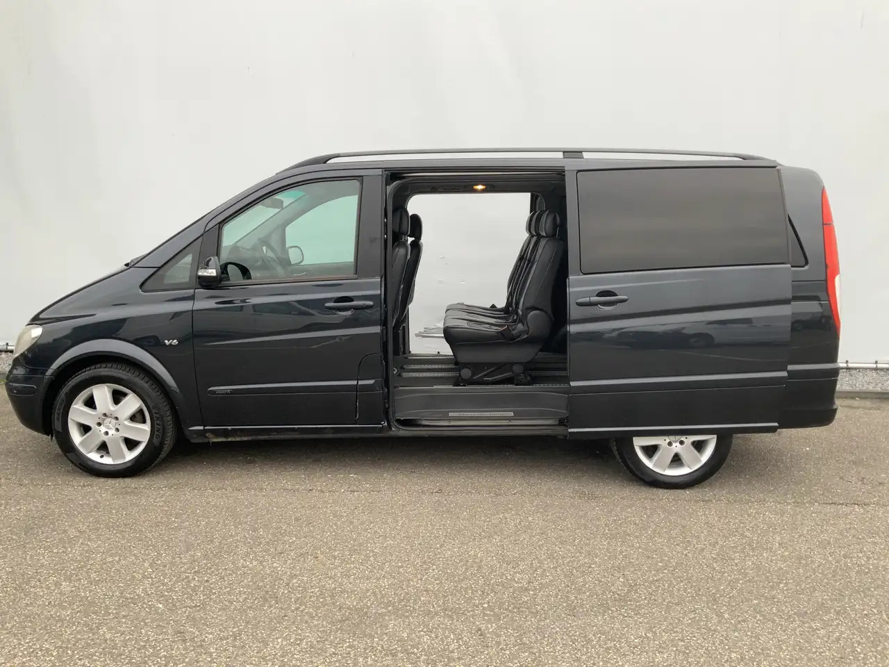 Mercedes-Benz Viano 3.0 CDI Ambiente Lang Automaat Airco Cruis 8 Pers, - Persontransport: bild 3 Mercedes-Benz Viano 3.0 CDI Ambiente Lang Automaat Airco Cruis 8 Pers, - Persontransport: bild 3