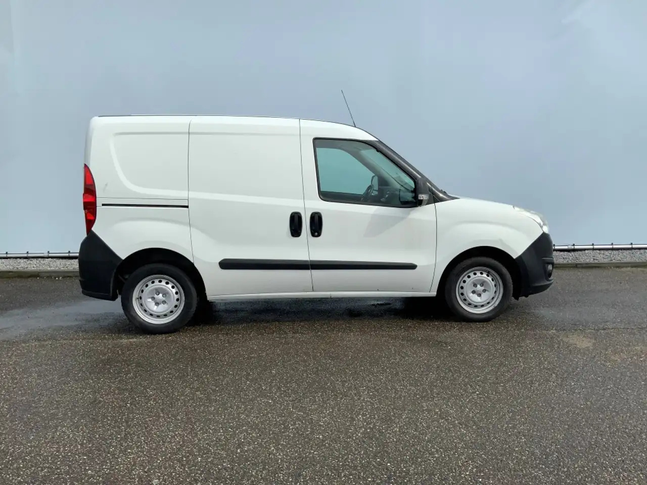 Opel Combo 1.3 CDTi L1H1 ecoFLEX Selection Airco Trekhaak 100 - Små skåpbil: bild 3 Opel Combo 1.3 CDTi L1H1 ecoFLEX Selection Airco Trekhaak 100 - Små skåpbil: bild 3